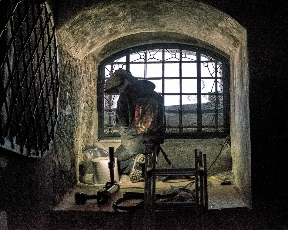 installation of lead-light windows in the gothic crypt of Liebfrauenkirche in Kitzbühel